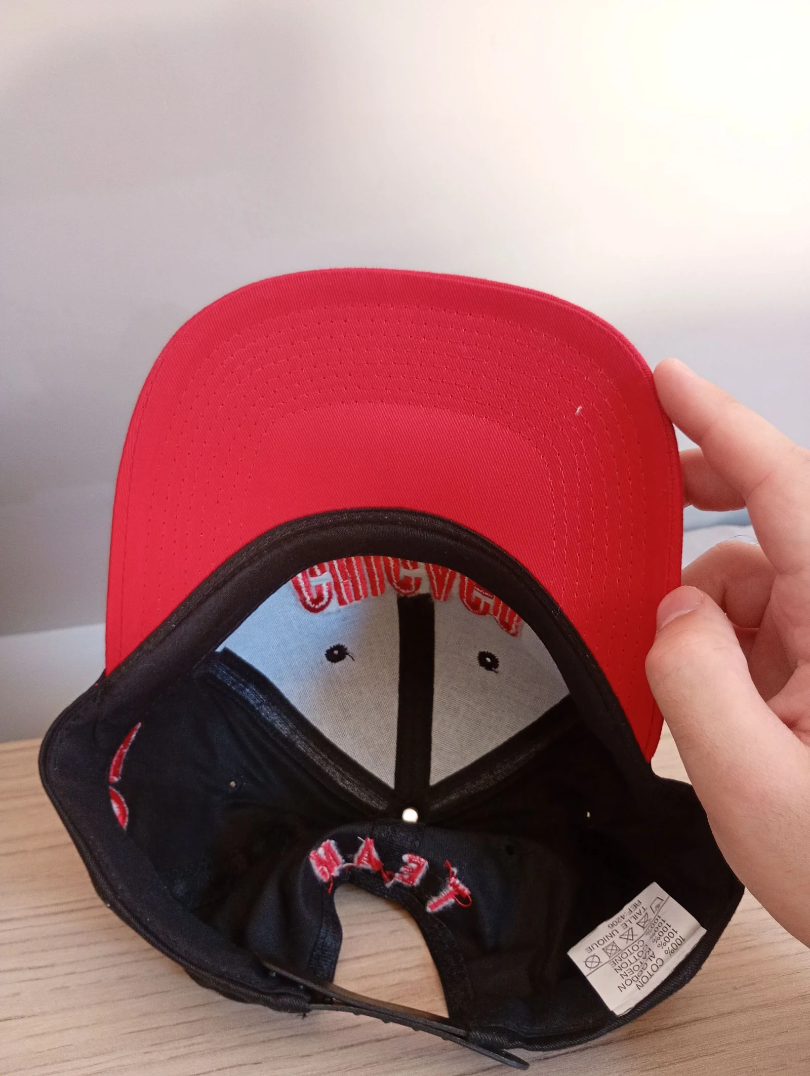 Casquette vintage années 90 snapback Chicago noir et rouge réglable  – photo 2